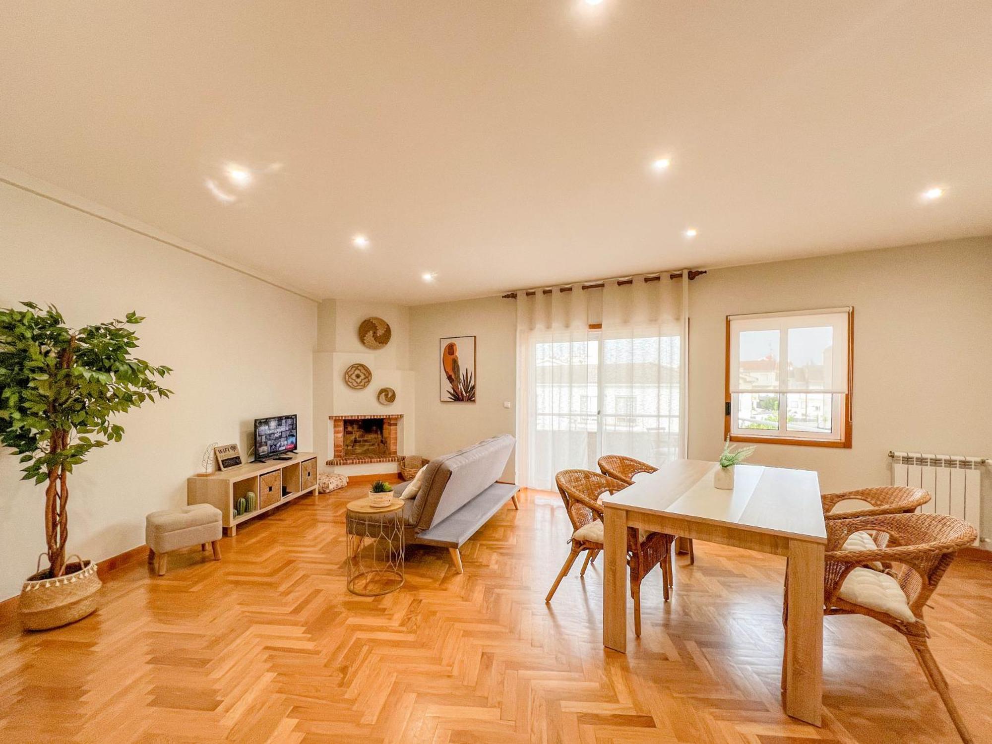 Comfortable apartment in Viana do Castelo Exterior foto